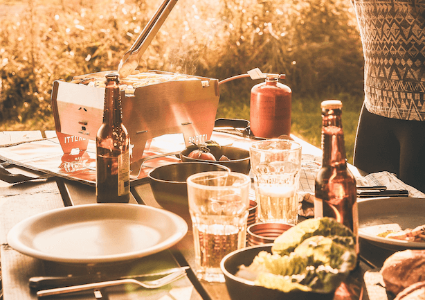 Grillen im Garten mit dem SKOTTI Gasgrill